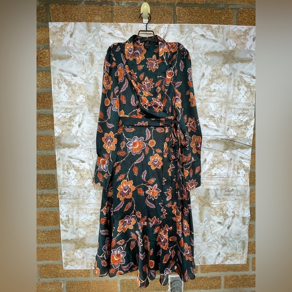 BCBGMAXAZRIA Floral Wrap Dress size medium - Picture 3 of 16